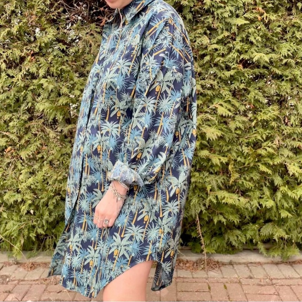 Red Sky ‘Don’t Touch Me’ Shirt Dress - Palm 🌴